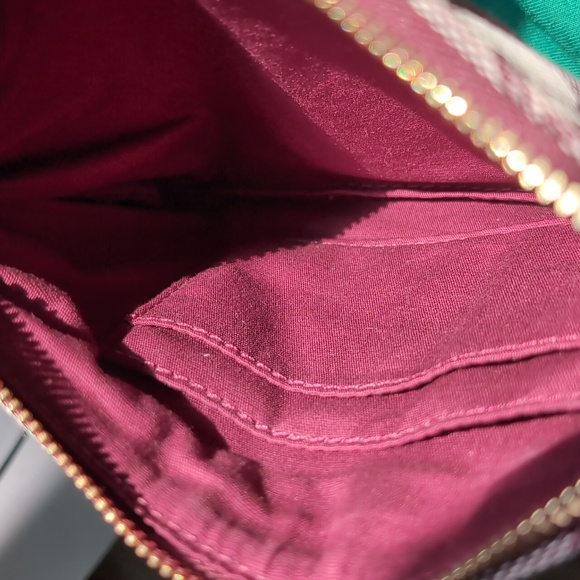 Coach Wristlet-8x5 - EUC - Picture 10 of 11